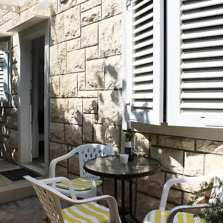 Mladineo Apartment