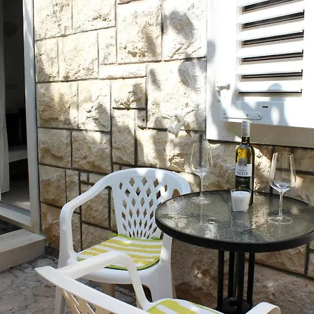 Appartement Mladineo *